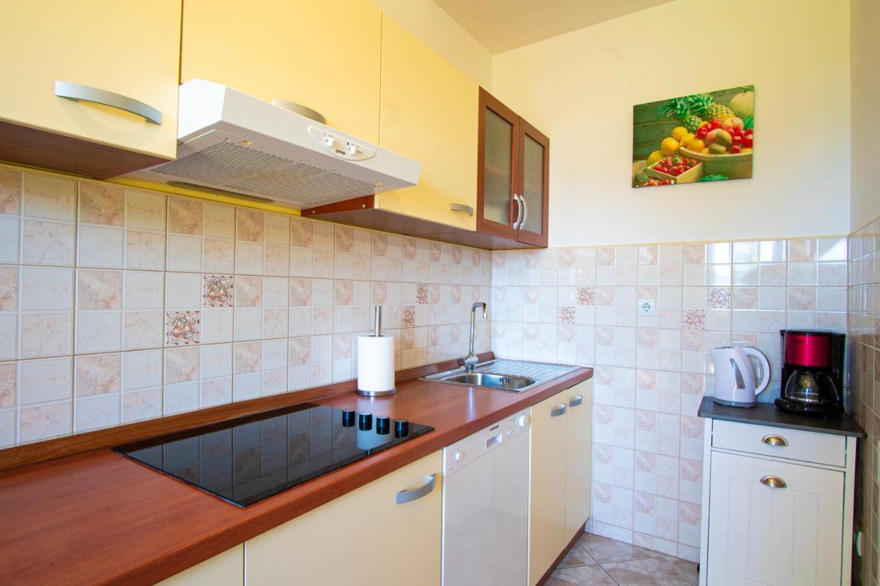 פאז'אנה Apartman Luka מראה חיצוני תמונה